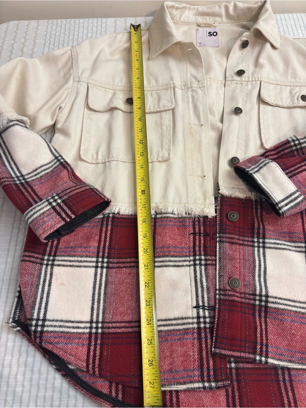 SO Cream and Red Plaid Cropped Shacket Jacket - Picture 3 of 7